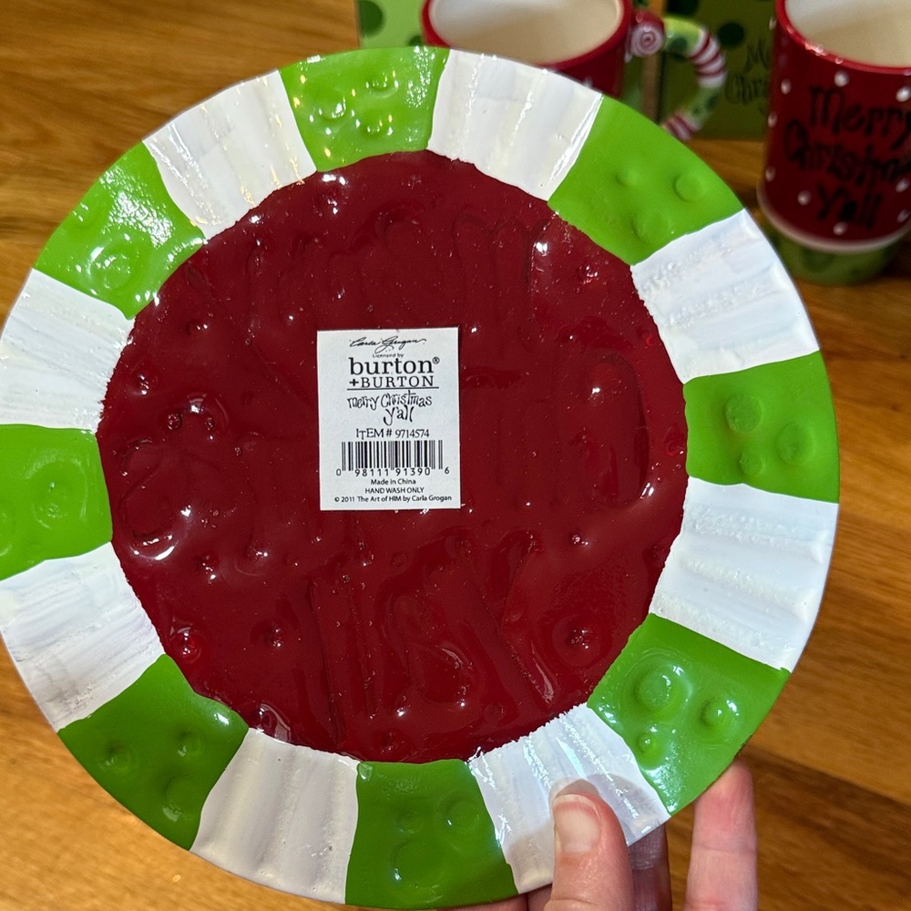 Merry Christmas Y'all Red and Green Mugs - Picture 4 of 6